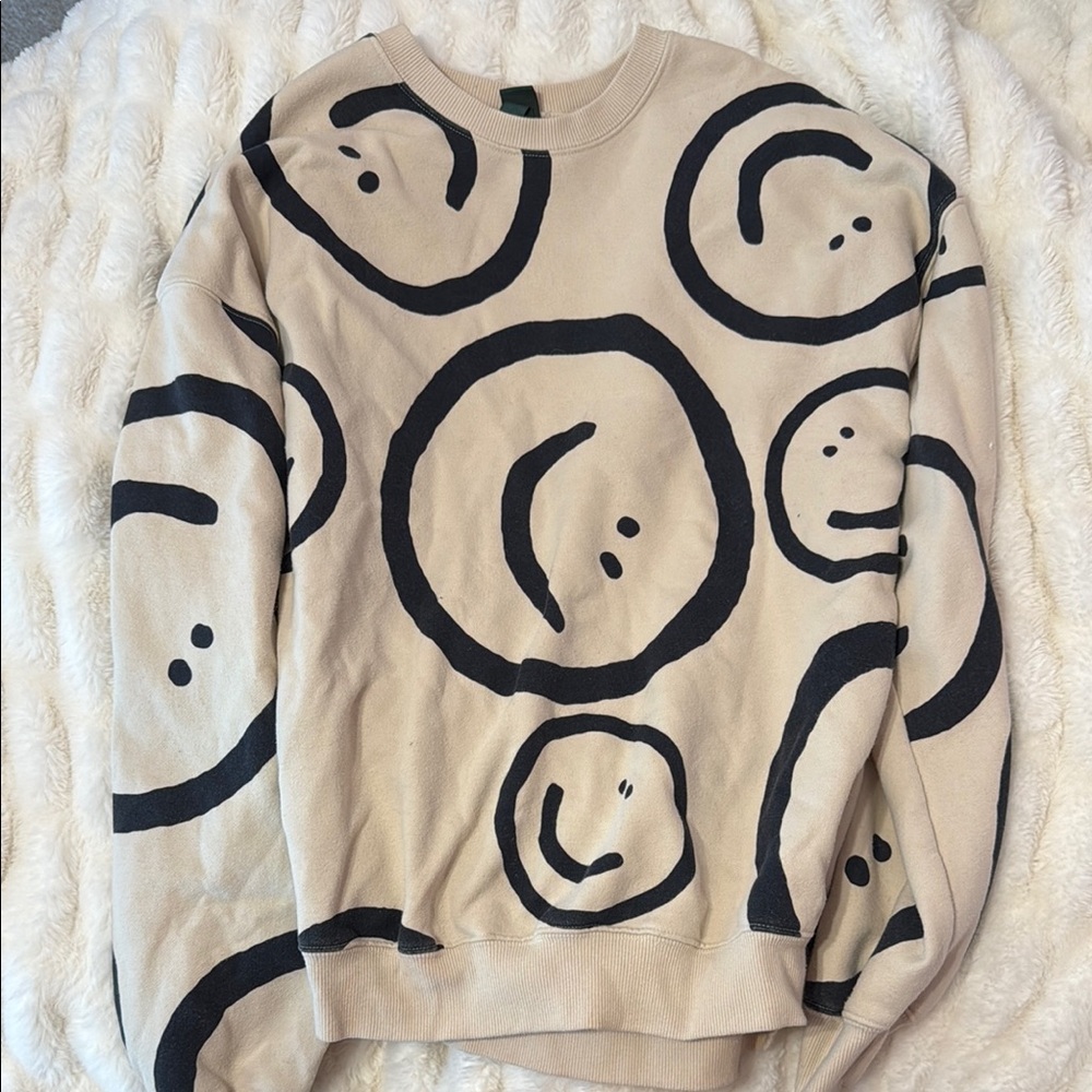 Wild Fable Beige Sweatshirt with Black Smiley Faces